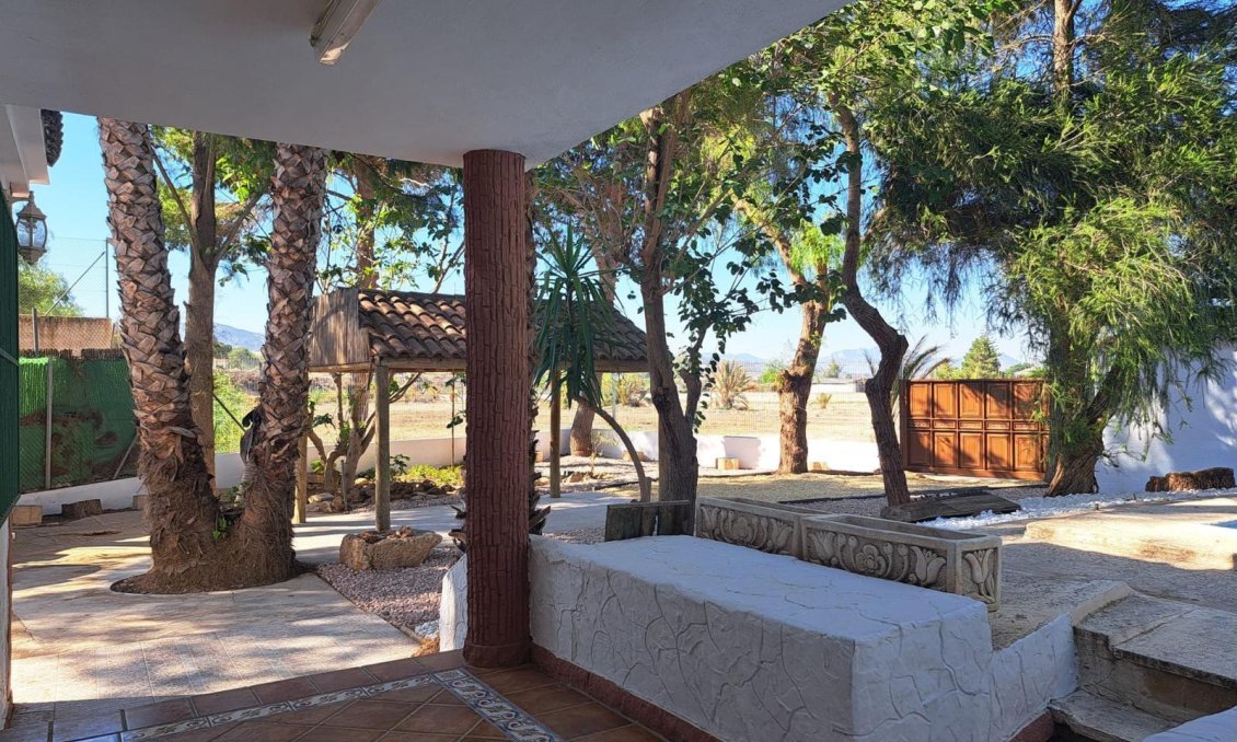 Segunda mano - Villa -
Orihuela - Los Huertos