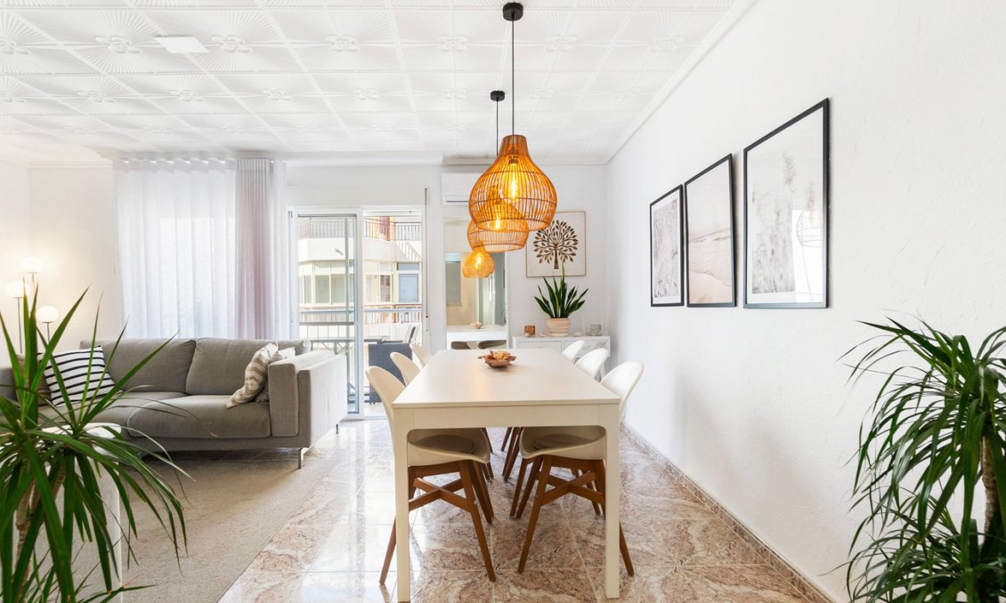 Segunda mano - Apartamento -
Torrevieja - Playa del Cura