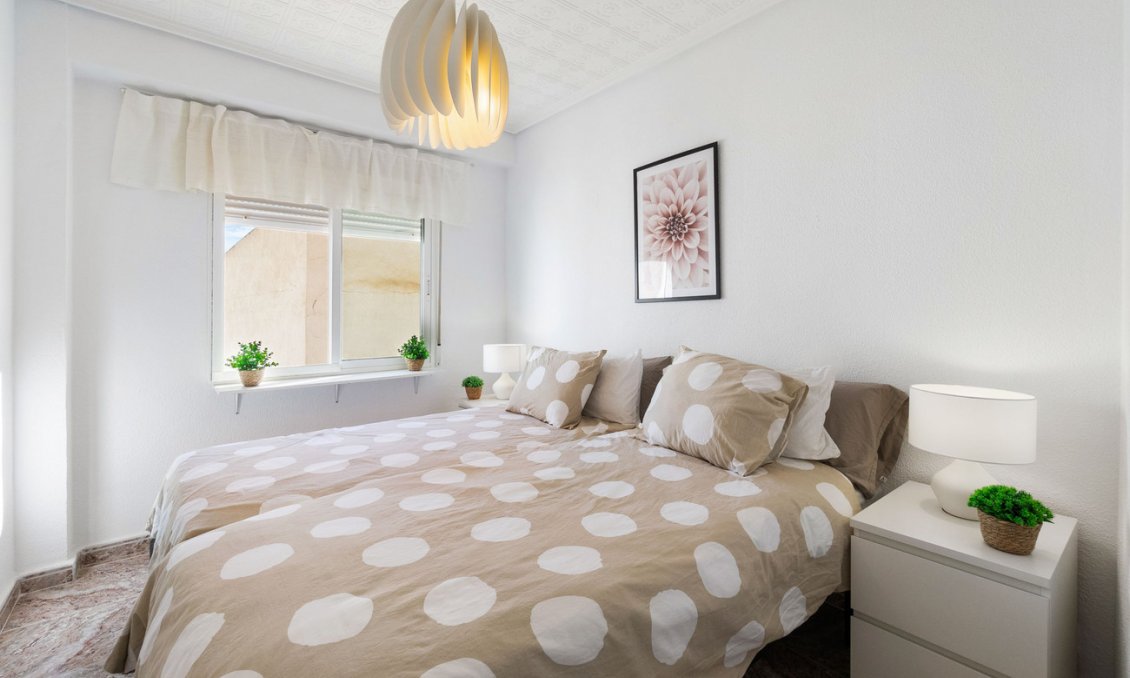 Segunda mano - Apartamento -
Torrevieja - Playa del Cura