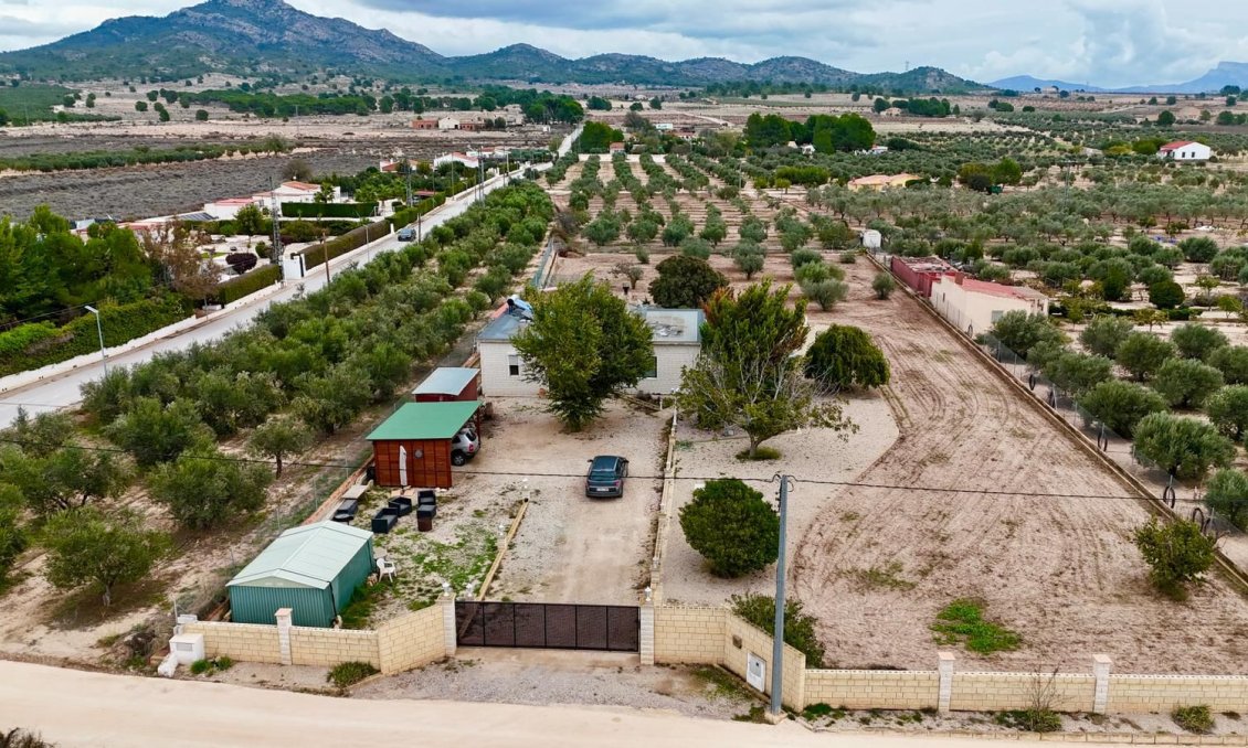 Segunda mano - Villa -
Salinas - Inland