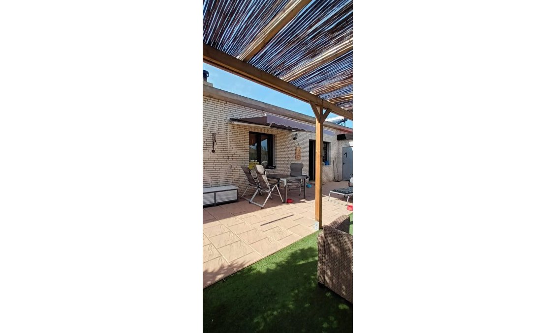 Segunda mano - Villa -
Salinas - Inland
