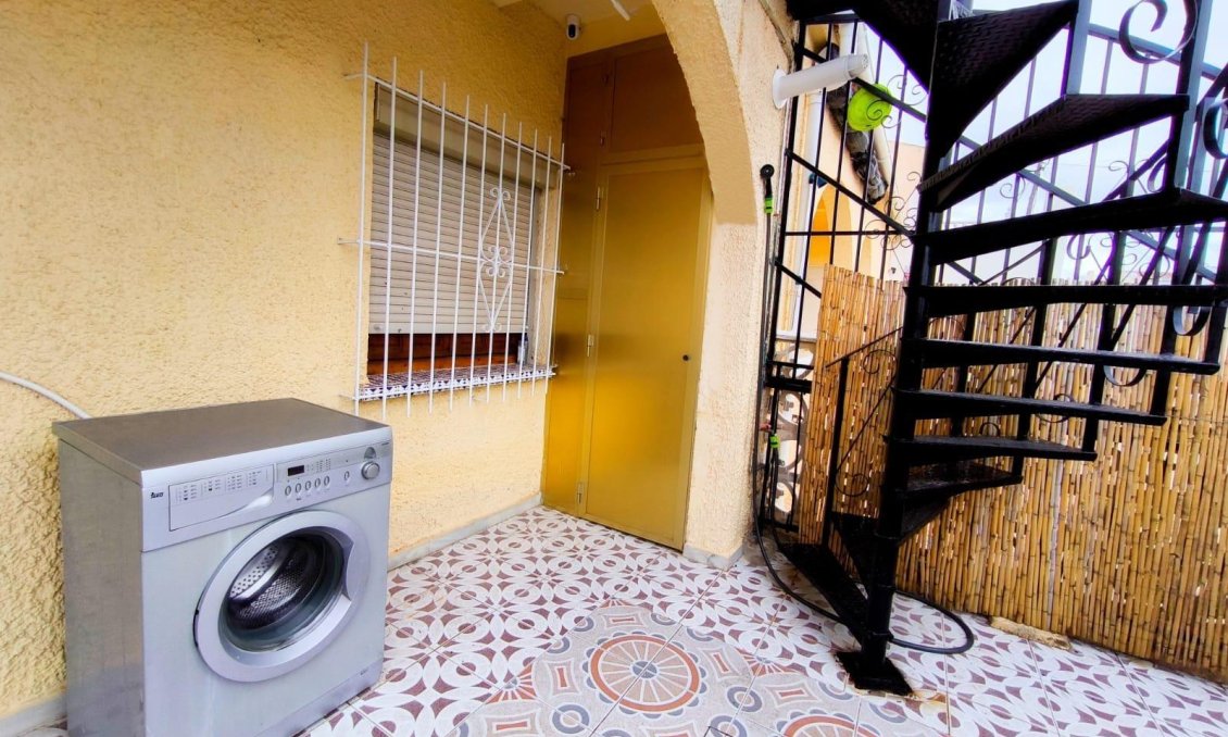 Resale - Town House -
San Fulgencio - La Marina - Urb. La Marina