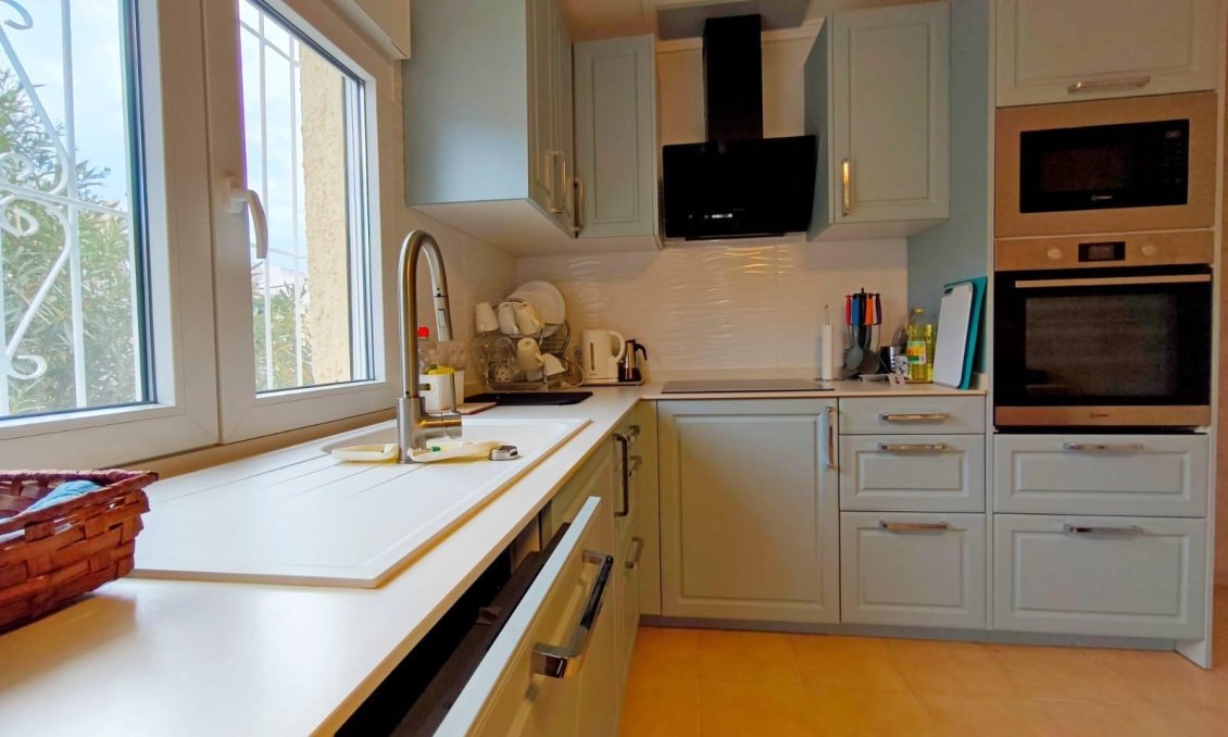 Resale - Town House -
San Fulgencio - La Marina - Urb. La Marina