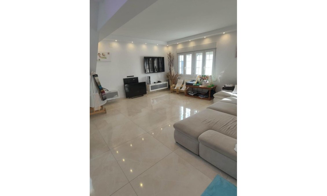 Wiederverkauf - Villa -
Orihuela Costa - Costa Blanca