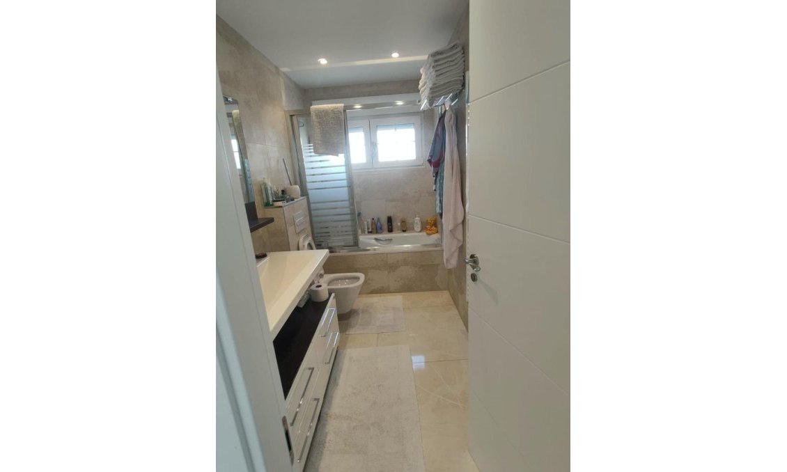 Wiederverkauf - Villa -
Orihuela Costa - Costa Blanca