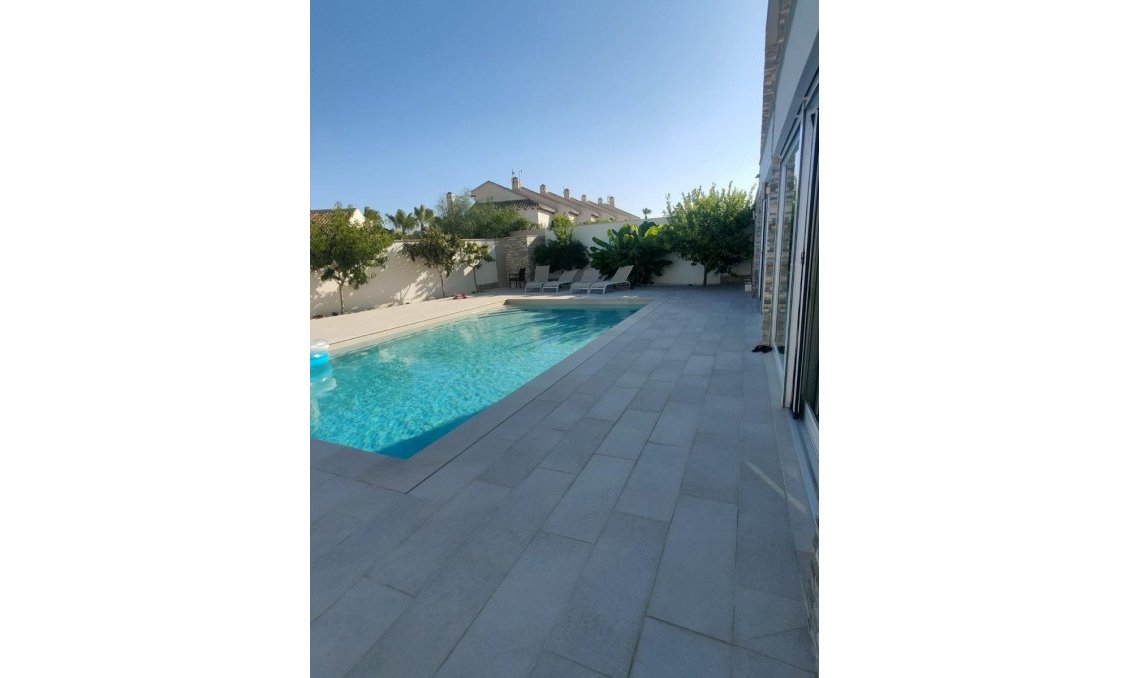 Wiederverkauf - Villa -
Orihuela Costa - Costa Blanca