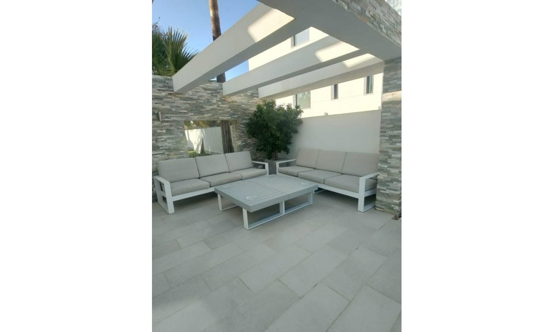 Wiederverkauf - Villa -
Orihuela Costa - Costa Blanca
