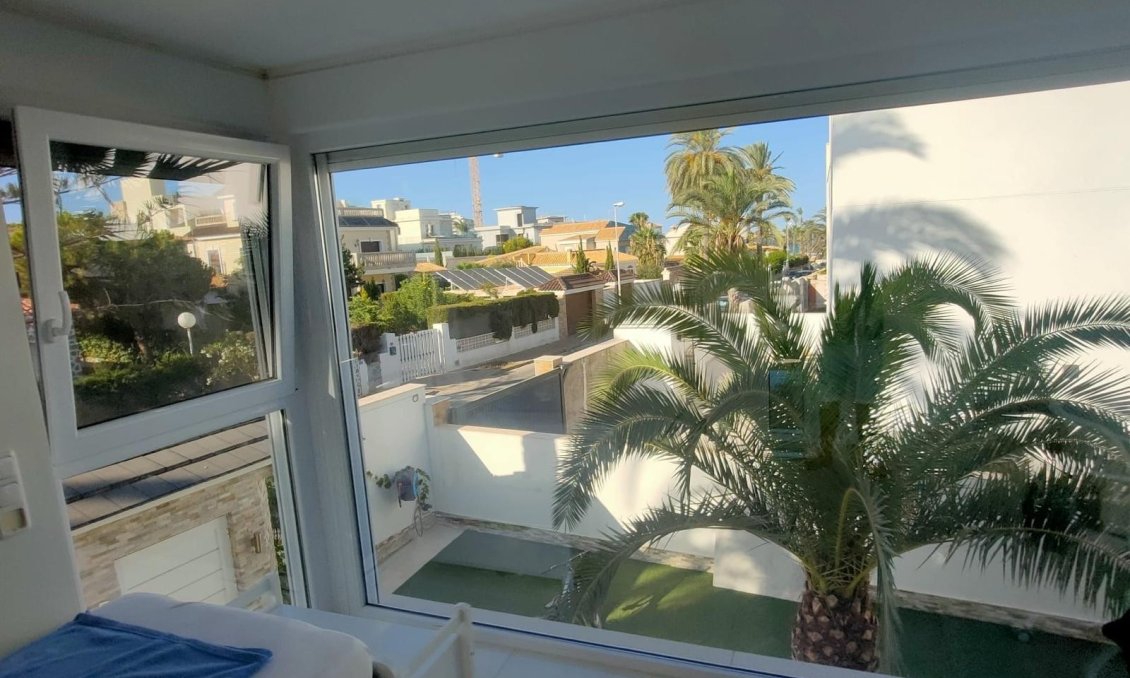 Wiederverkauf - Villa -
Orihuela Costa - Costa Blanca