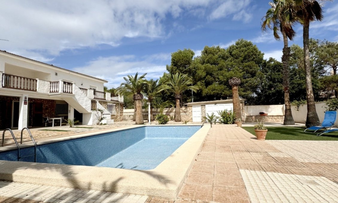 Segunda mano - Villa -
Orihuela Costa - Costa Blanca