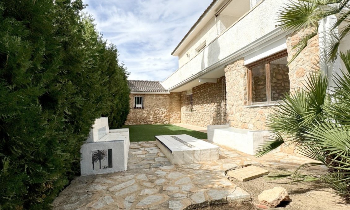 Segunda mano - Villa -
Orihuela Costa - Costa Blanca