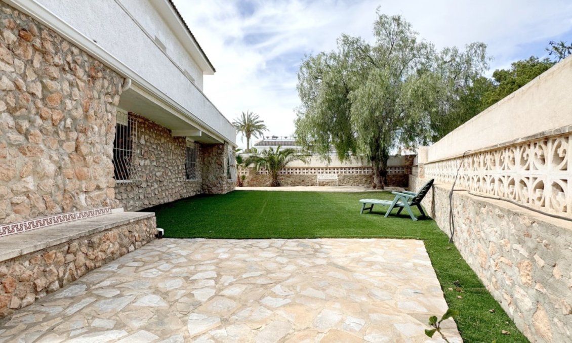 Segunda mano - Villa -
Orihuela Costa - Costa Blanca