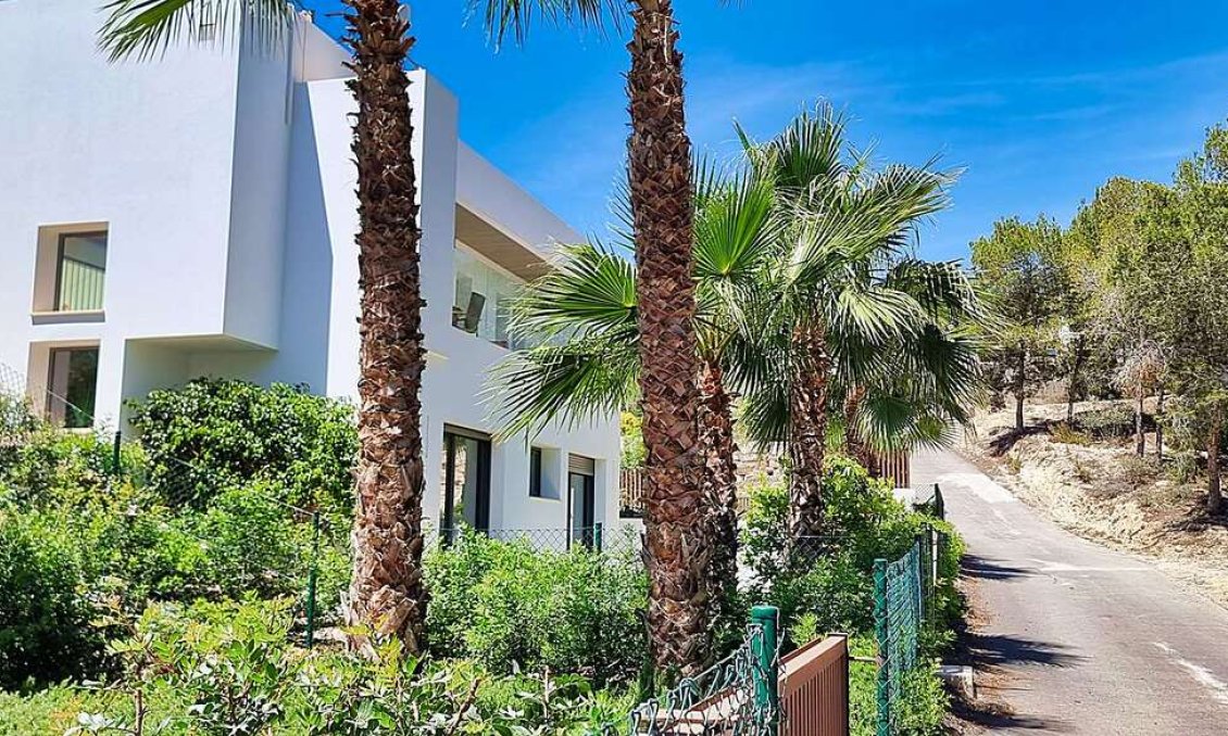 Segunda mano - Villa -
Orihuela - Las Colinas Golf