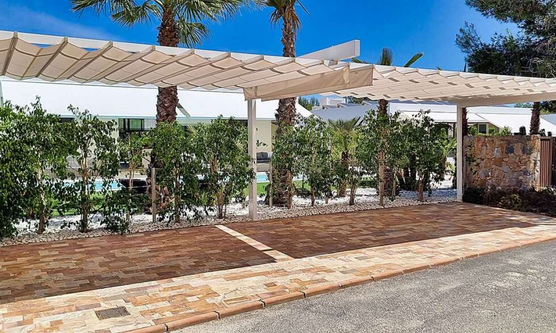 Segunda mano - Villa -
Orihuela - Las Colinas Golf
