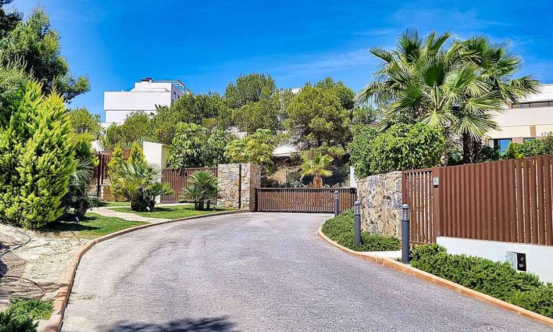 Segunda mano - Villa -
Orihuela - Las Colinas Golf