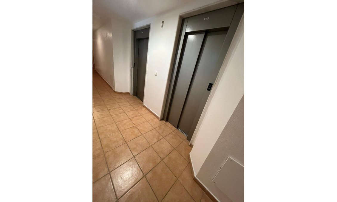 Segunda mano - Apartamento -
Torrevieja - Aguas Nuevas