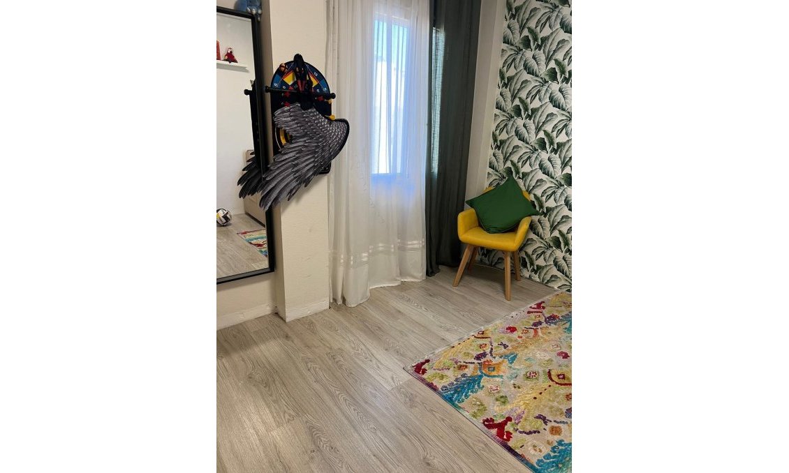 Segunda mano - Apartamento -
Torrevieja - Aguas Nuevas