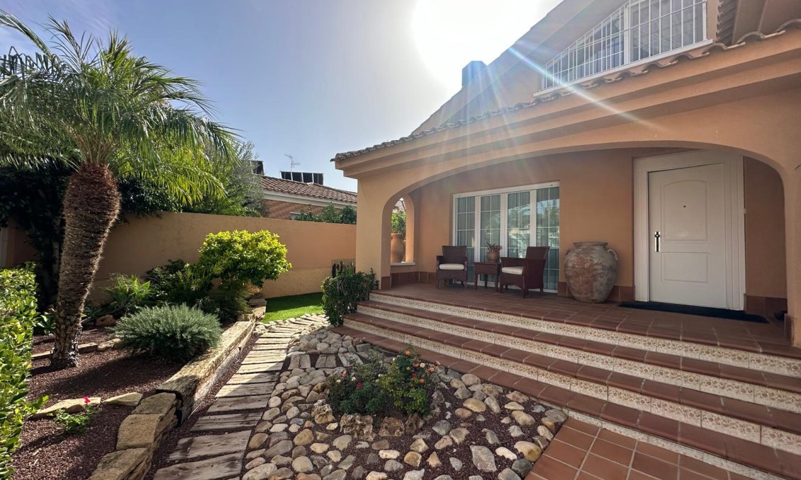 Segunda mano - Villa -
San Javier - Costa Calida