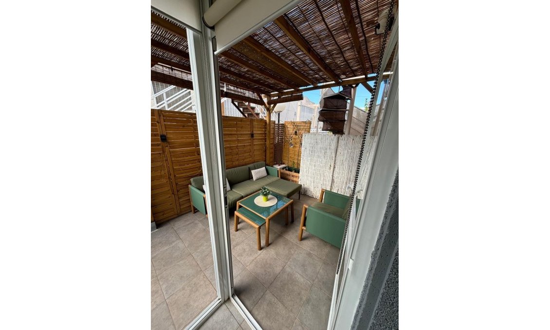 Segunda mano - Town House -
Torrevieja - Los Balcones