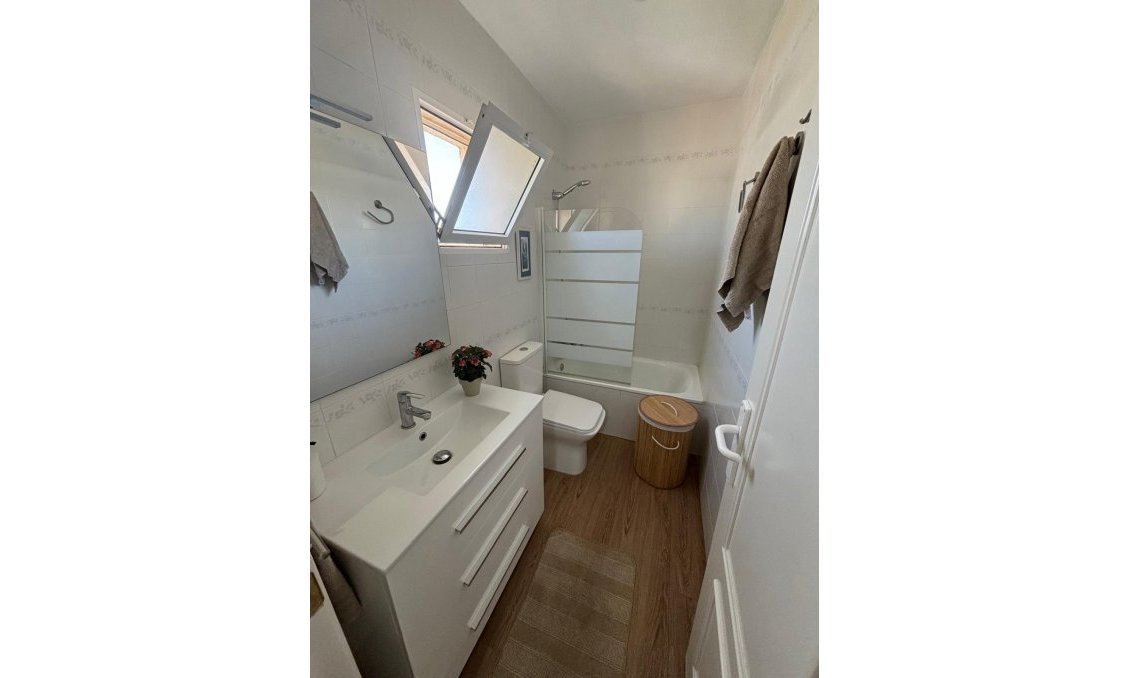 Segunda mano - Town House -
Torrevieja - Los Balcones