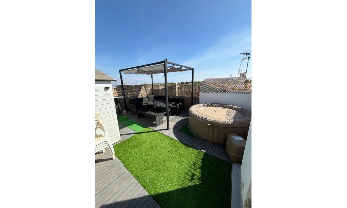 Segunda mano - Town House -
Torrevieja - Los Balcones