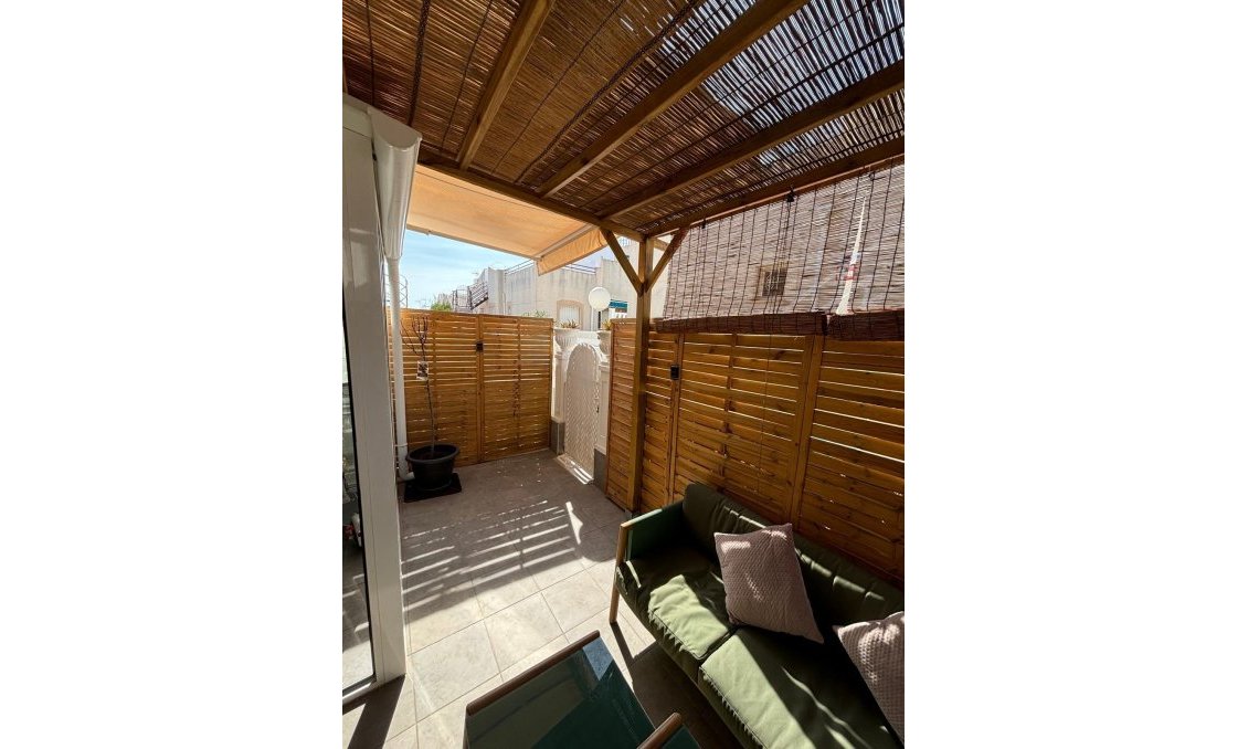 Segunda mano - Town House -
Torrevieja - Los Balcones