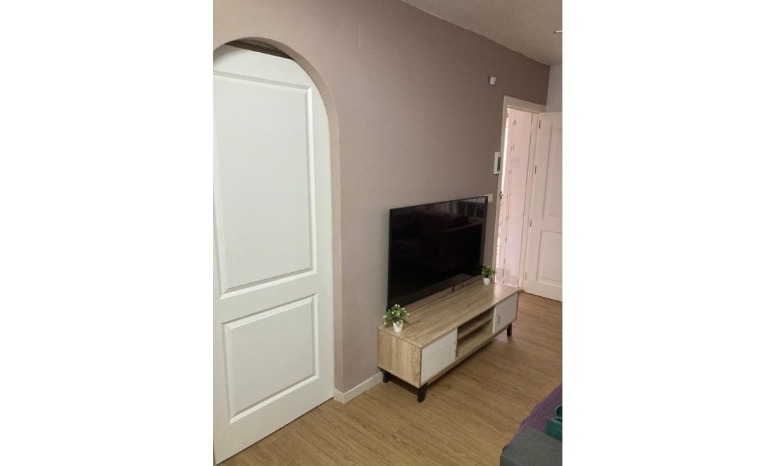 Segunda mano - Town House -
Torrevieja - Los Balcones