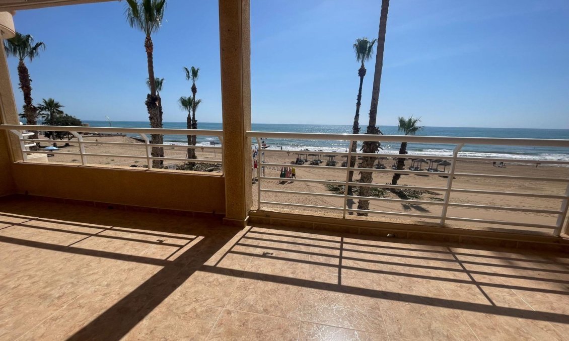 Segunda mano - Apartamento -
Torrevieja - La Mata