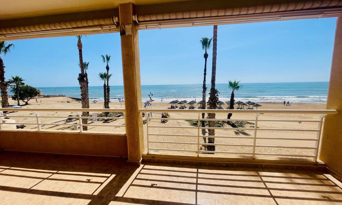 Segunda mano - Apartamento -
Torrevieja - La Mata