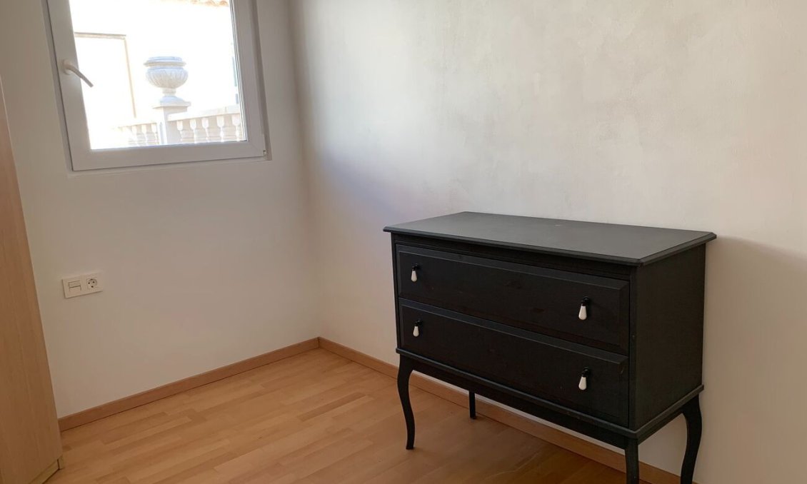 Segunda mano - Duplex -
La Zenia - Costa Blanca