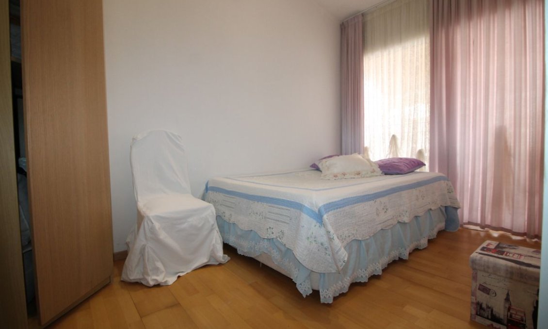 Segunda mano - Duplex -
La Zenia - Costa Blanca