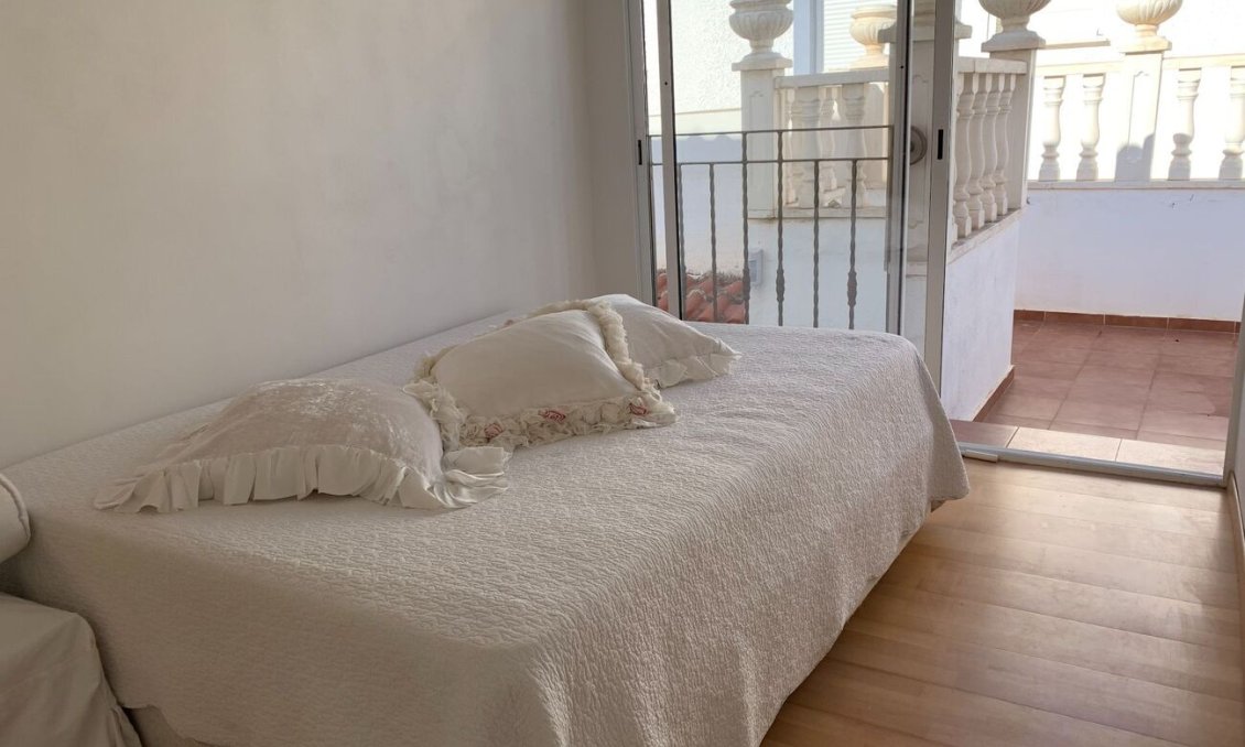 Segunda mano - Duplex -
La Zenia - Costa Blanca