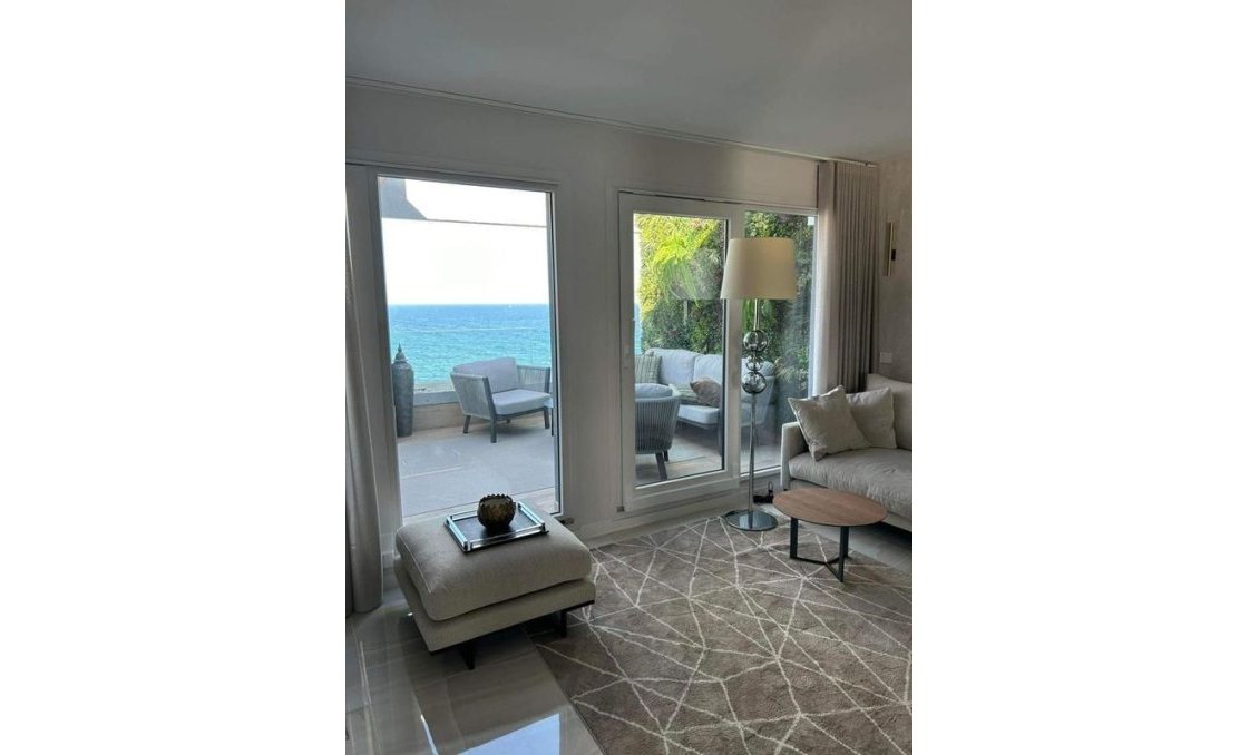 Segunda mano - Apartment Penthouse -
Punta Prima - Costa Blanca