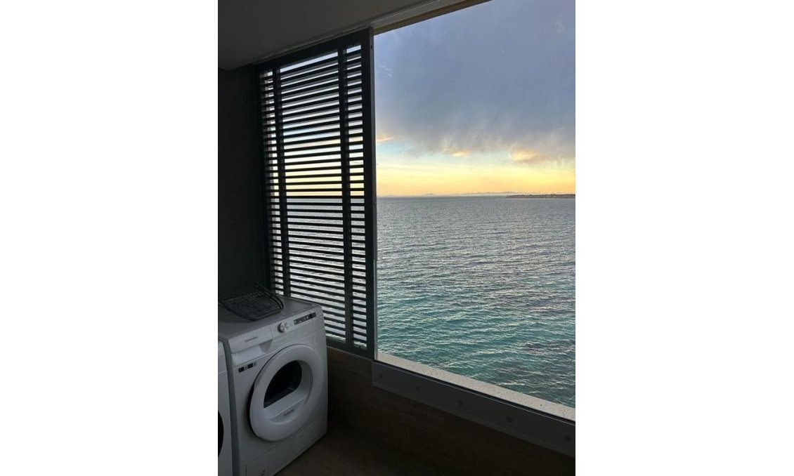 Segunda mano - Apartment Penthouse -
Punta Prima - Costa Blanca