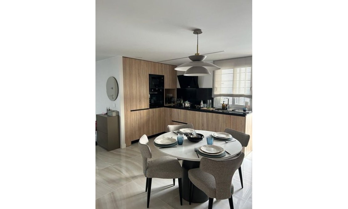 Segunda mano - Apartment Penthouse -
Punta Prima - Costa Blanca