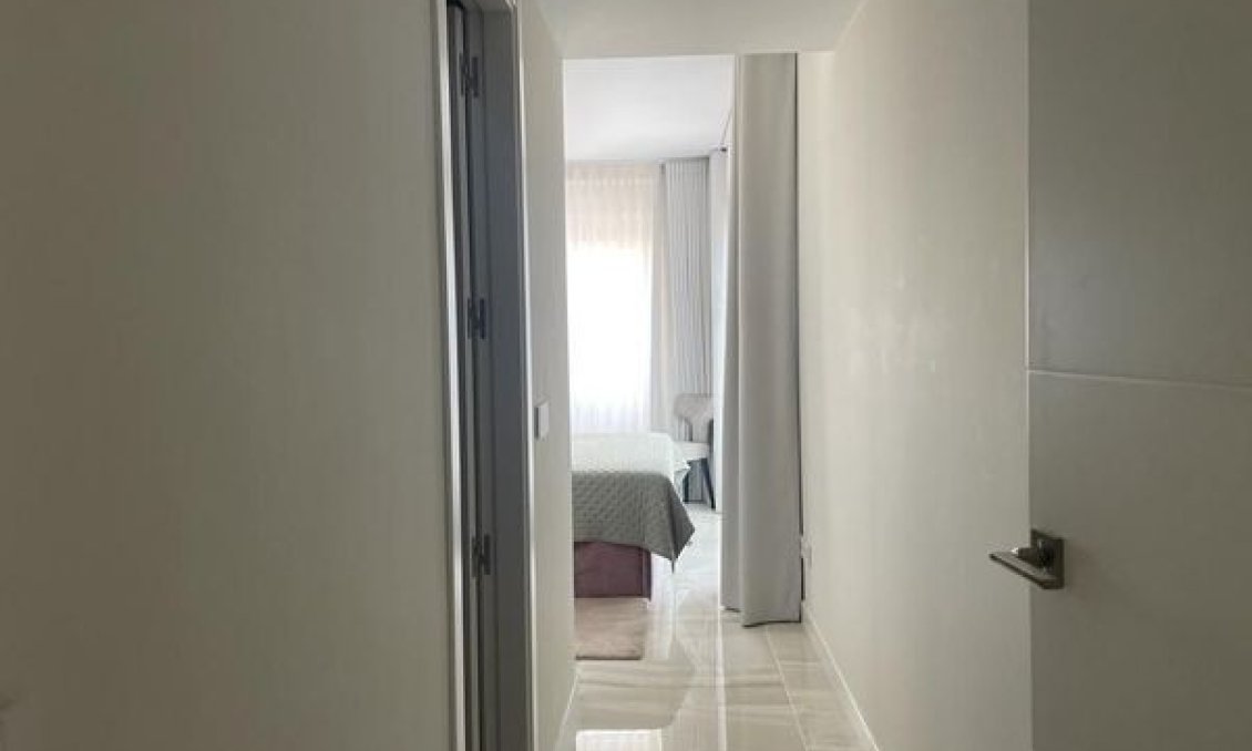 Segunda mano - Apartment Penthouse -
Punta Prima - Costa Blanca