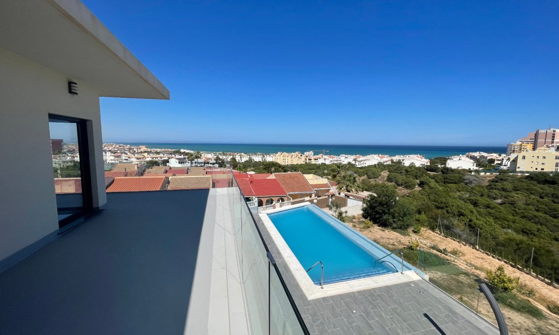 Revente - Semi Detached -
La Mata - Costa Blanca