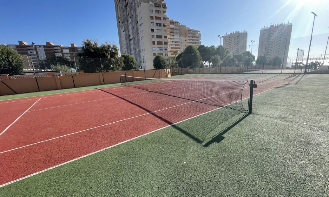 Segunda mano - Duplex -
El Campello - Costa Blanca