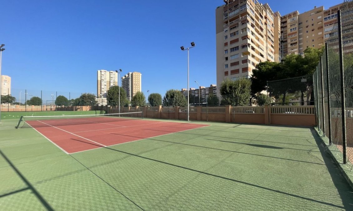 Segunda mano - Duplex -
El Campello - Costa Blanca