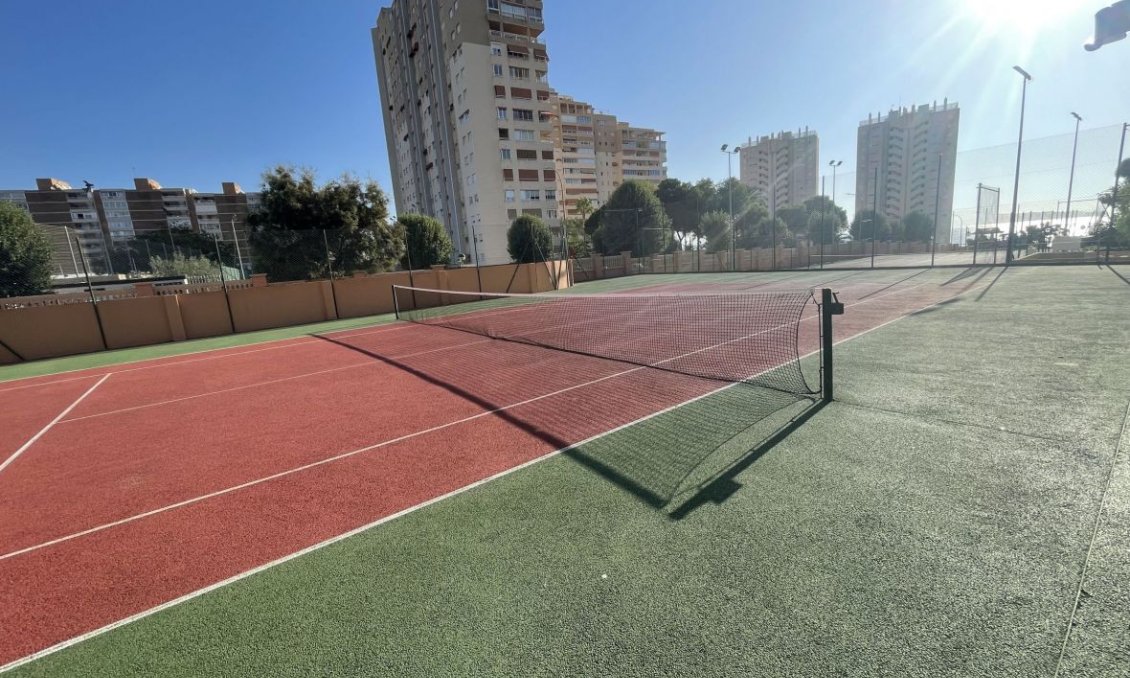 Segunda mano - Duplex -
El Campello - Costa Blanca
