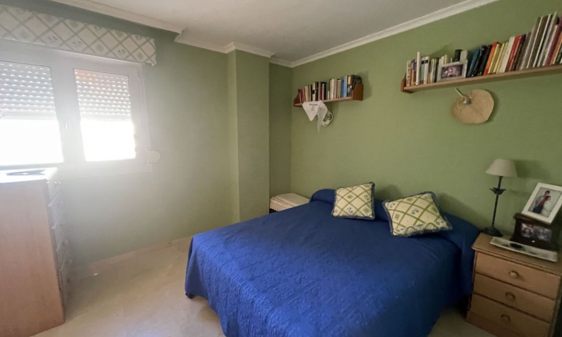 Segunda mano - Duplex -
El Campello - Costa Blanca