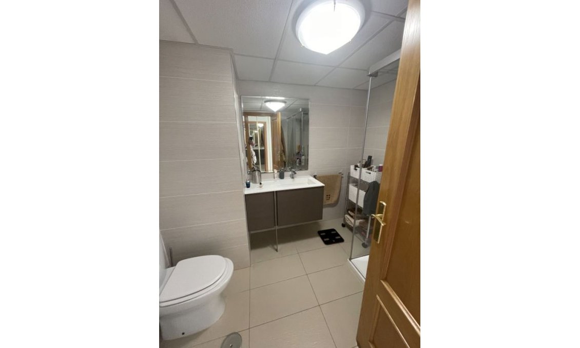 Segunda mano - Duplex -
El Campello - Costa Blanca