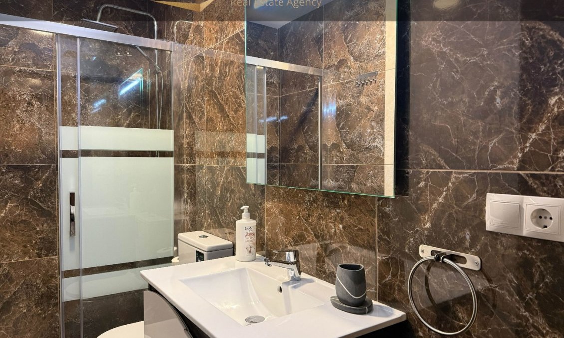 Segunda mano - Apartamento -
Benidorm - Costa Blanca