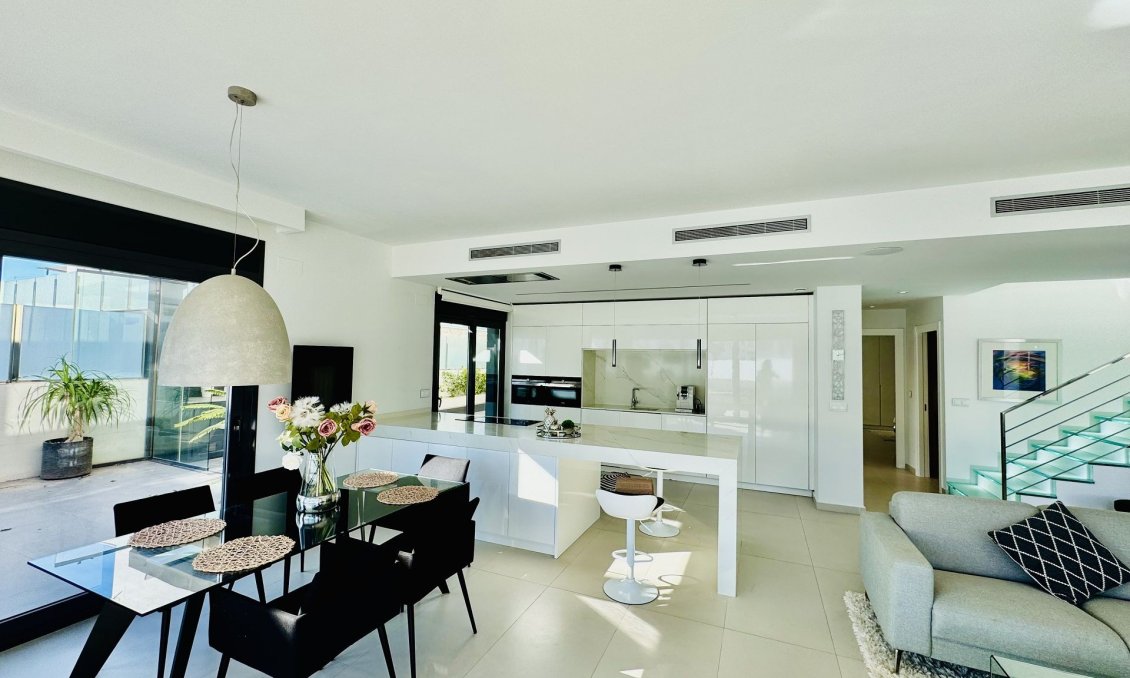 Segunda mano - Villa -
Orihuela Costa - Costa Blanca