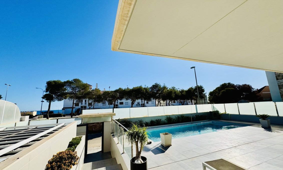 Segunda mano - Villa -
Orihuela Costa - Costa Blanca