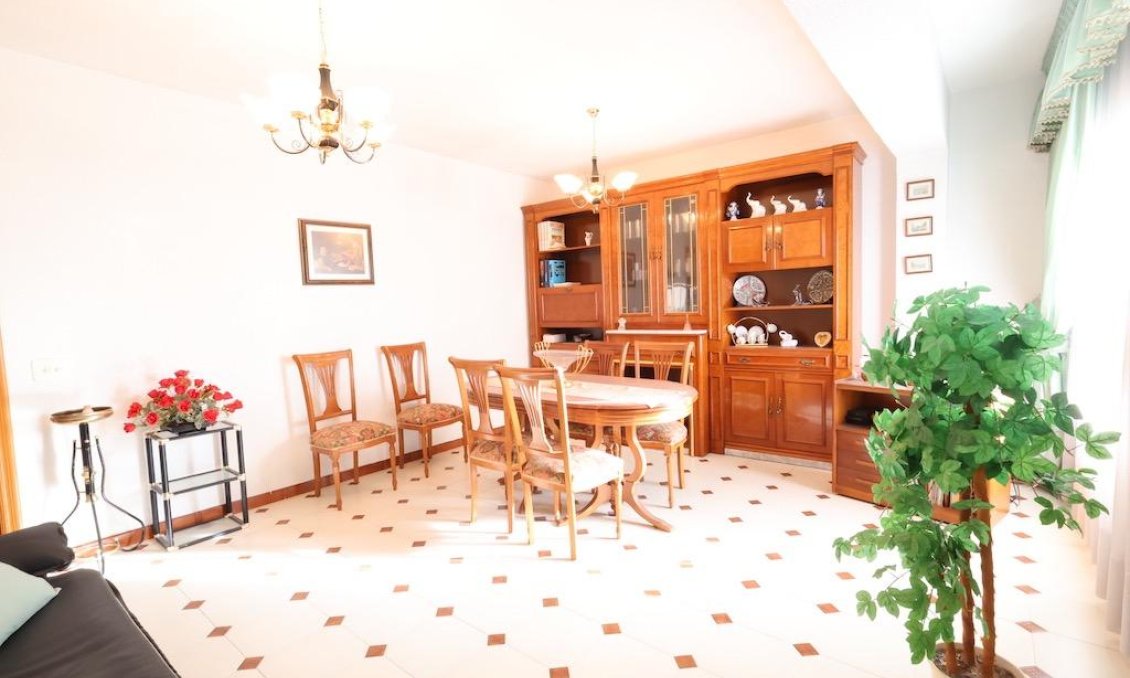 Használt Ingatlanok - Apartman -
Torrevieja - Costa Blanca