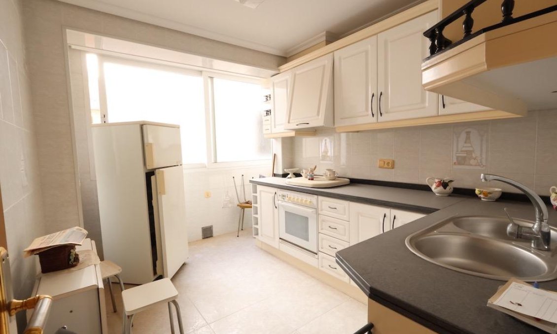 Használt Ingatlanok - Apartman -
Torrevieja - Costa Blanca