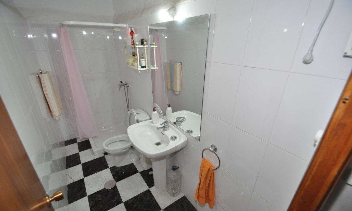 Segunda mano - Town House -
Pinoso - Inland