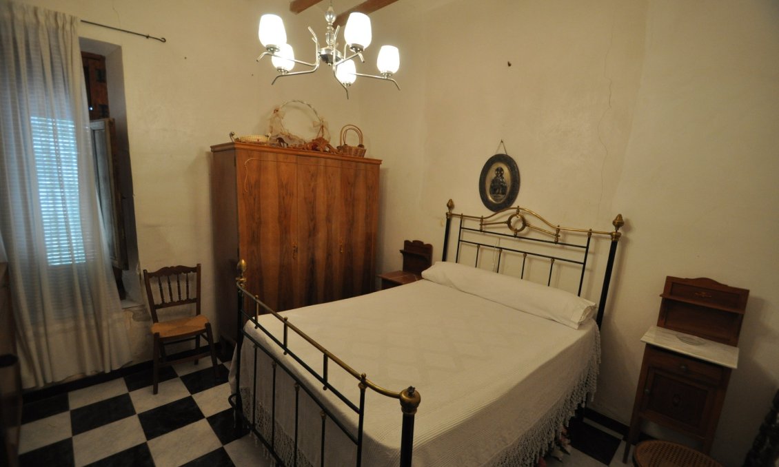 Segunda mano - Town House -
Pinoso - Inland