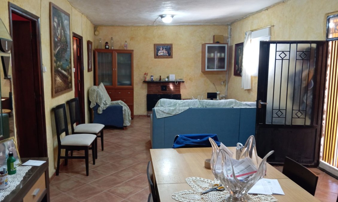 Segunda mano - Villa -
Yecla - Inland