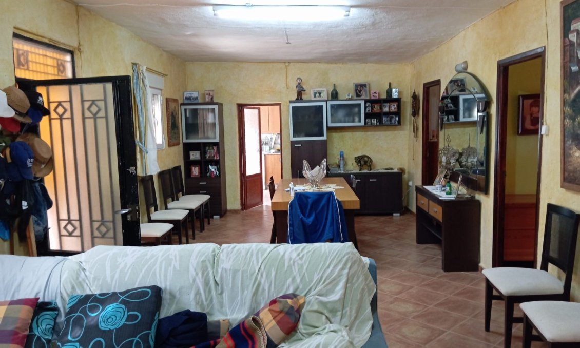 Segunda mano - Villa -
Yecla - Inland